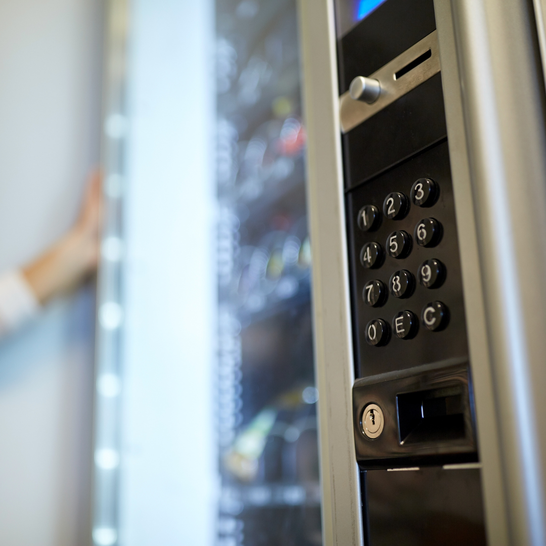 Vending Machine Control with Payment Integration